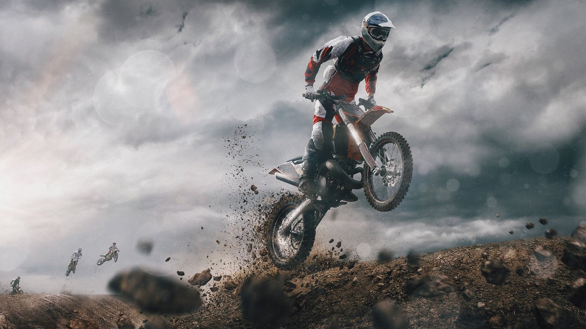 国际米兰三线站位紧凑形成防守铁墙，国际米兰的阵型