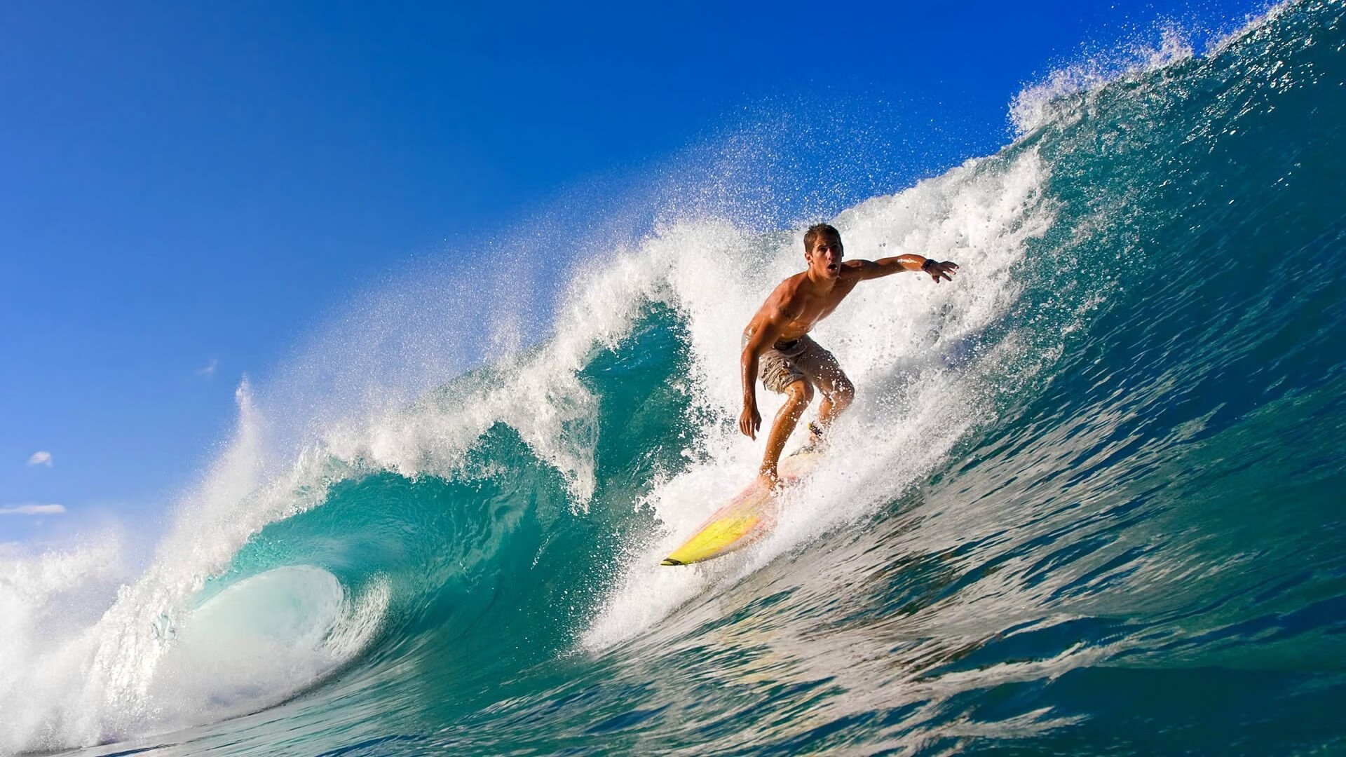 谷爱凌参与新片拍摄展示滑雪艺术美，谷爱凌滑雪图片